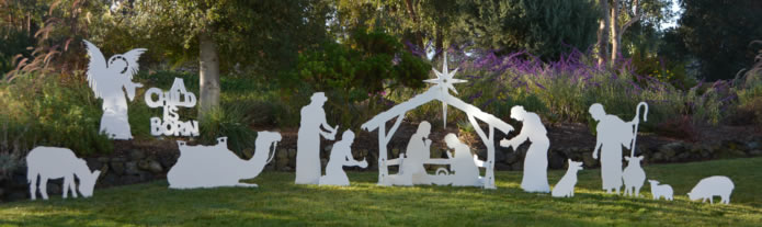Complete nativity set 
